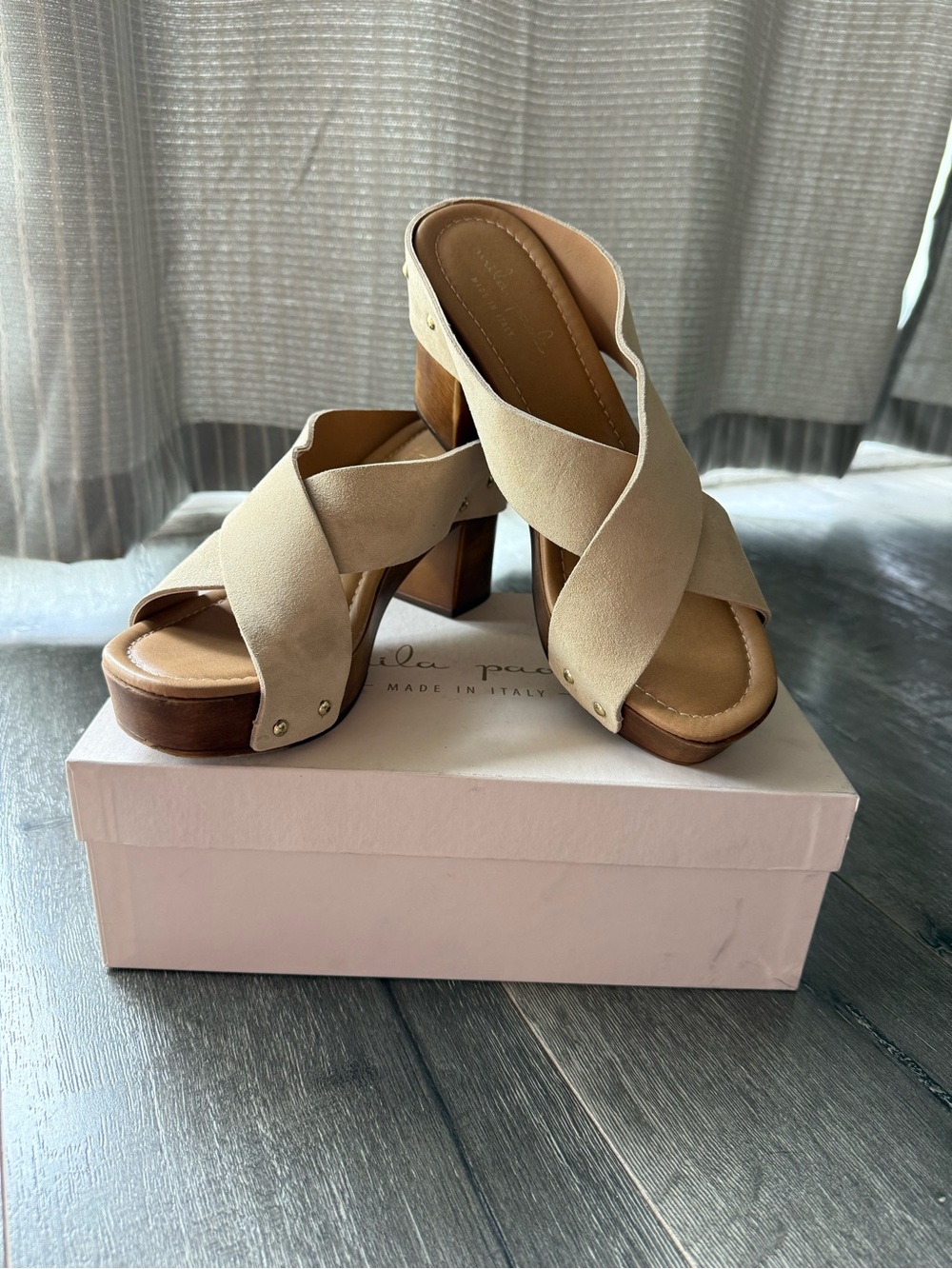Mila Paoli Beige Crisscross Platform Heels